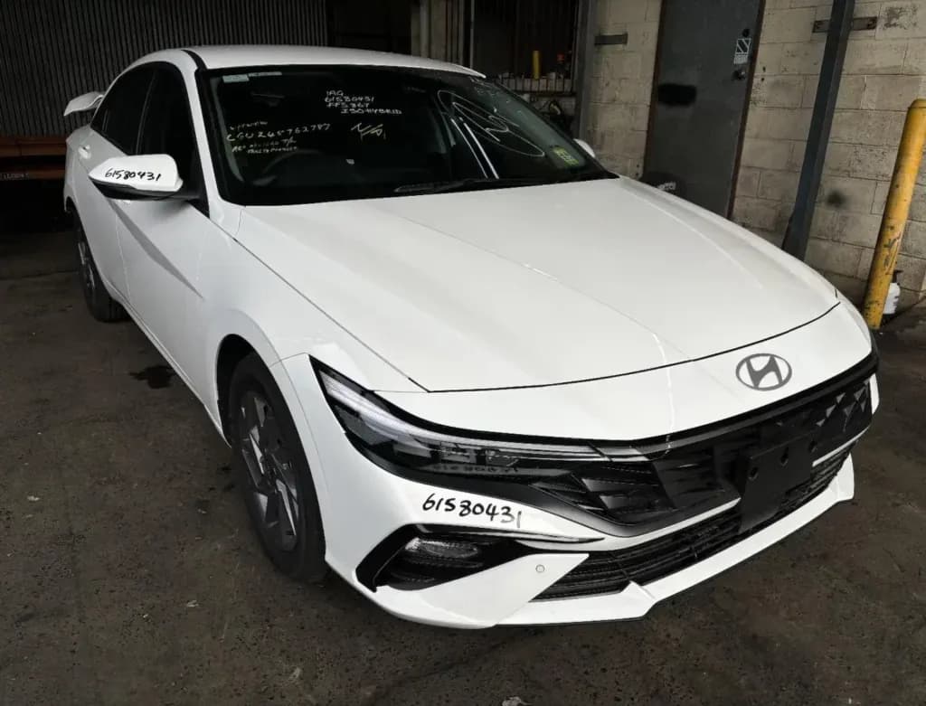 2024 Hyundai I30 sedan 1.6 Hybrid G4LE - photo 6