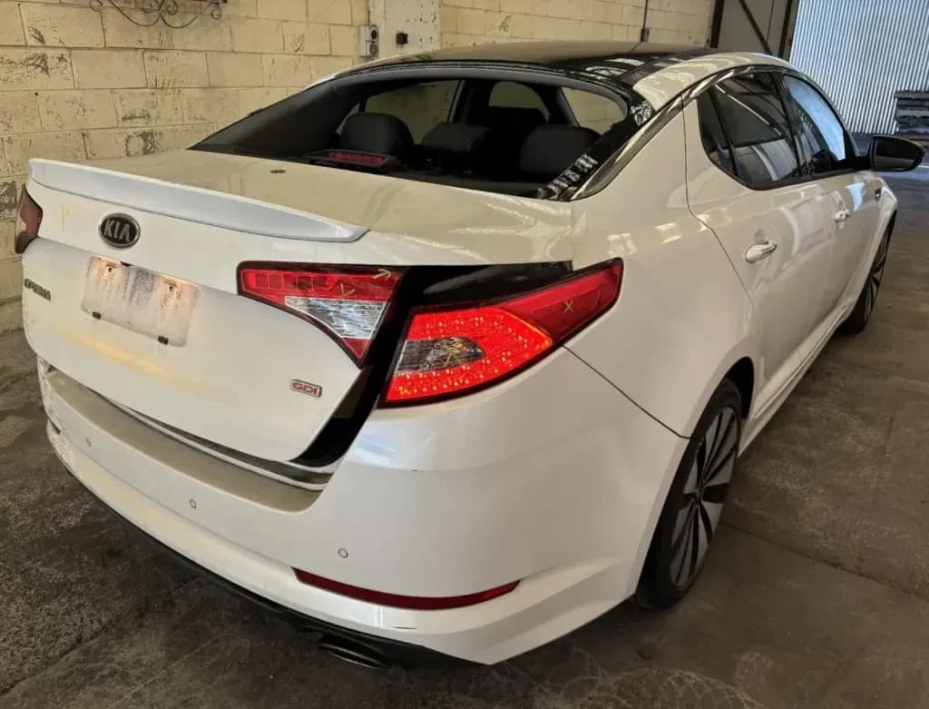 2011 Kia Optima Platinum 2.4 G4KJ - photo 5