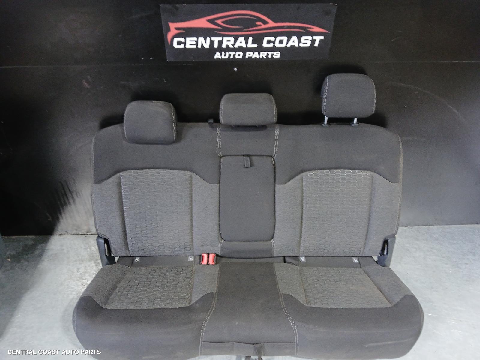 2nd Seat (rear Seat)