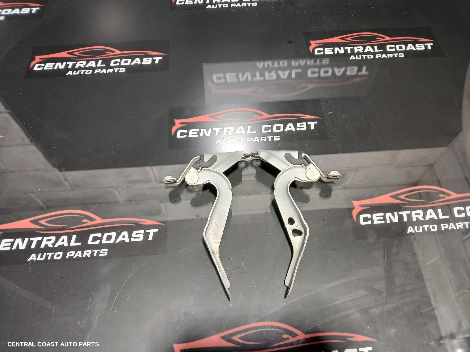 Bonnet Hinge Strut