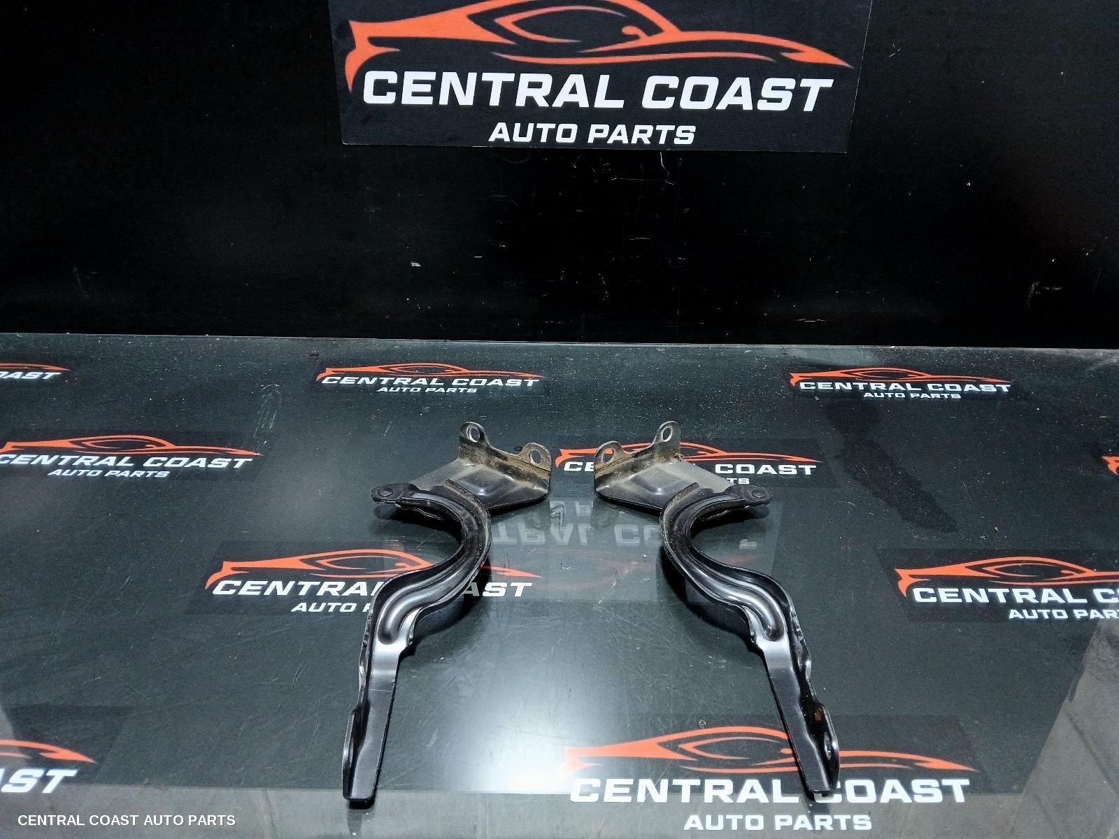 Bonnet Hinge Strut