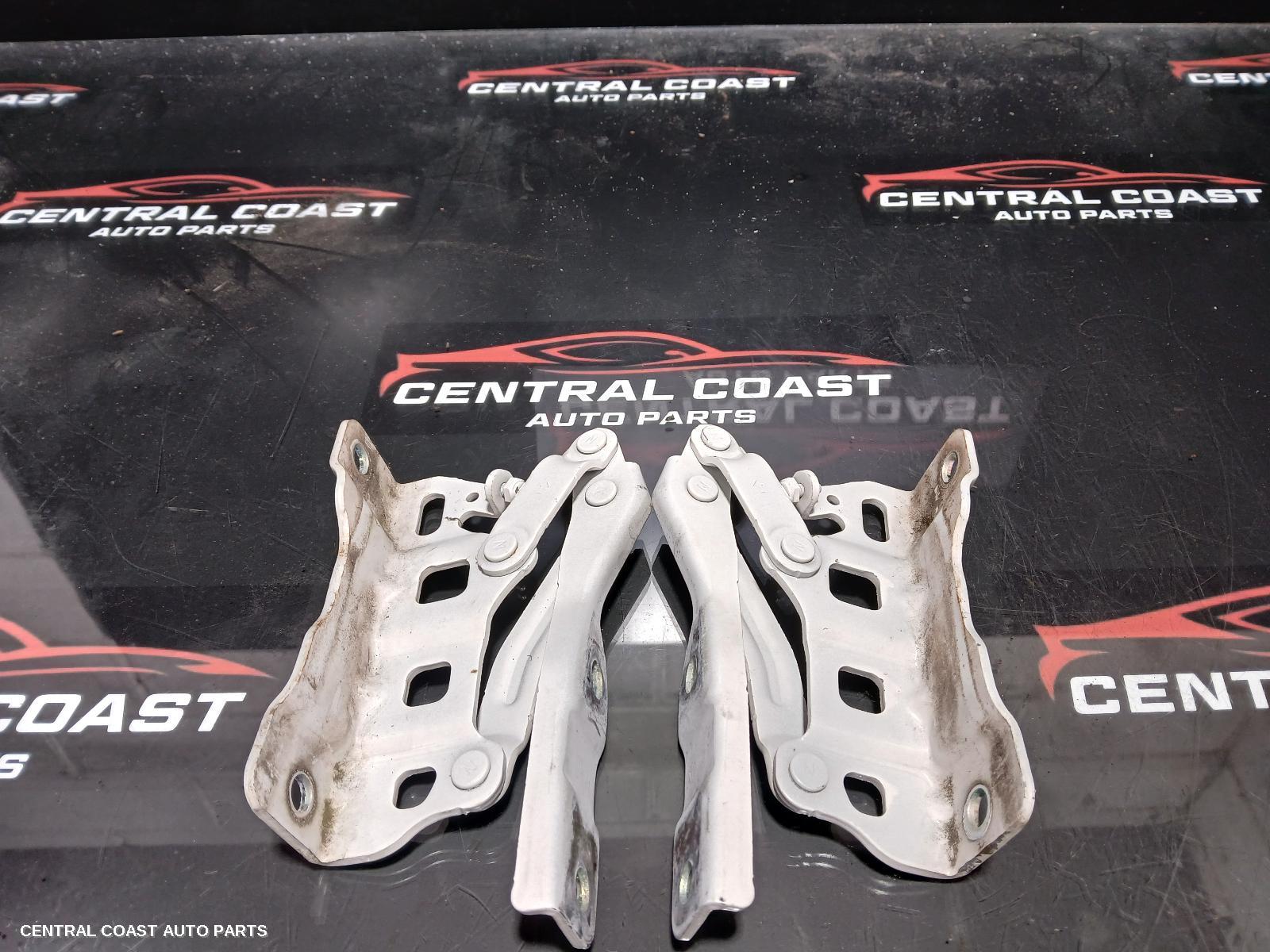 Bonnet Hinge Strut