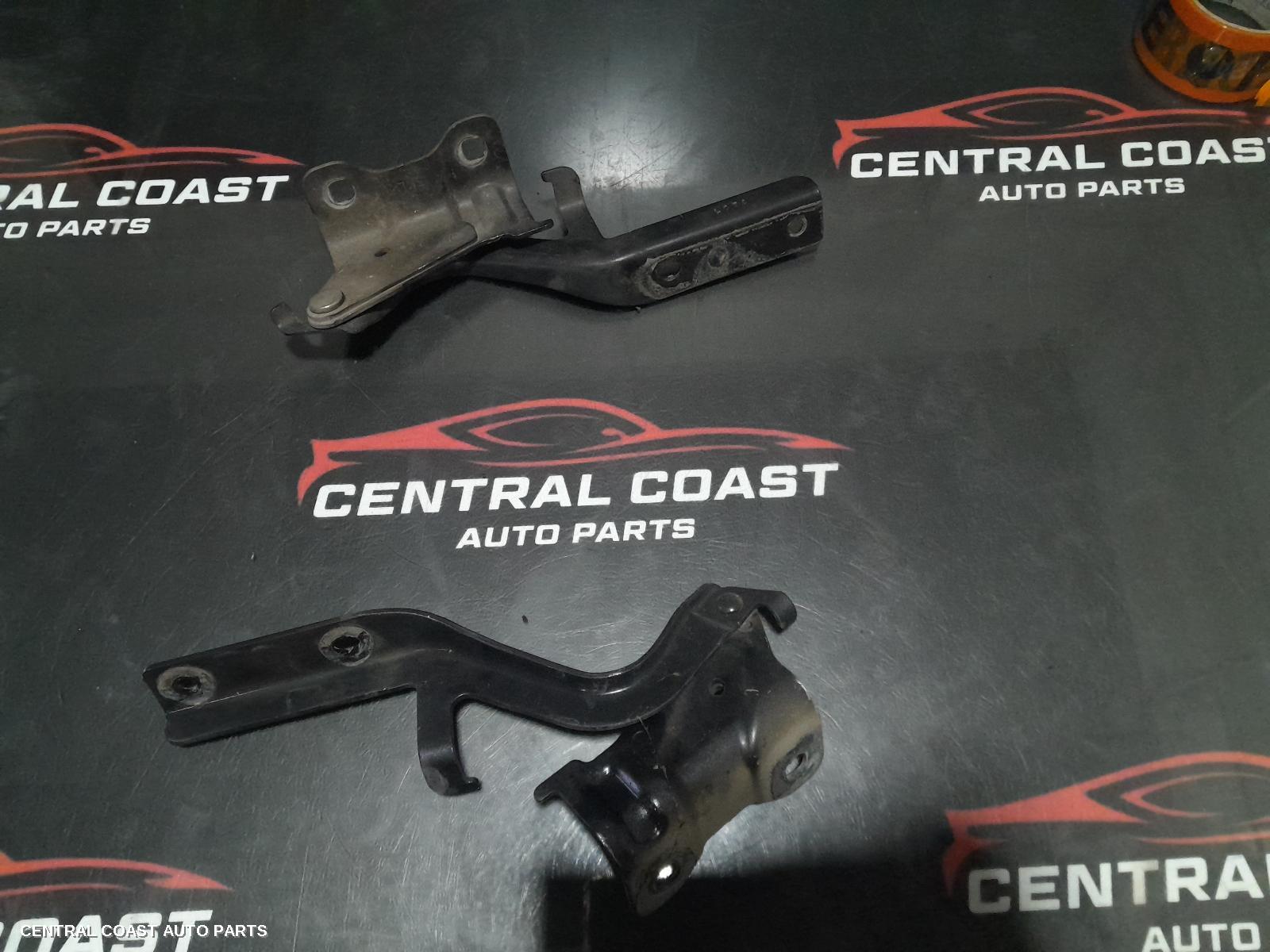 Bonnet Hinge Strut