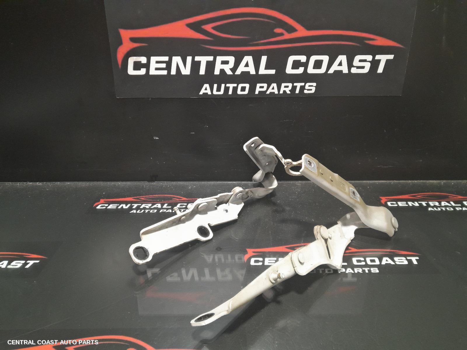 Bonnet Hinge Strut