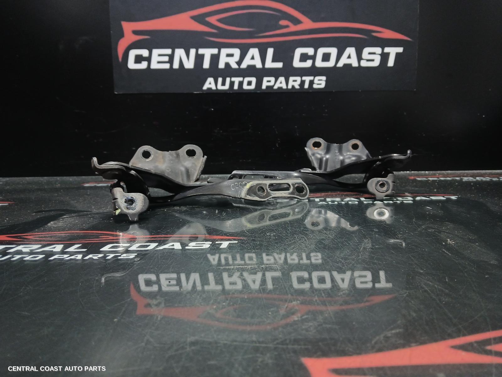 Bonnet Hinge Strut