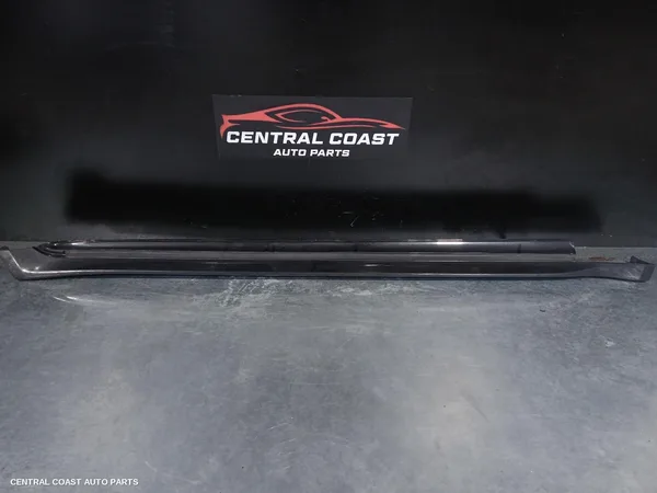 Side Step/Skirt