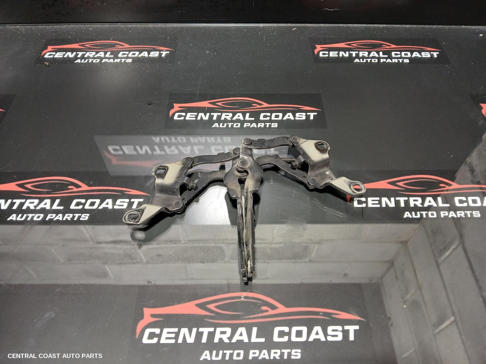 Bonnet Hinge Strut