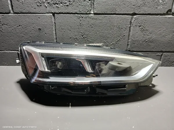 Right Headlamp