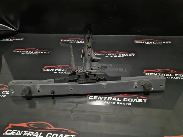 Bonnet Lock/Support