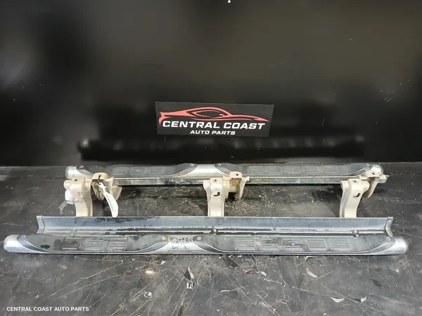 Side Step/Skirt