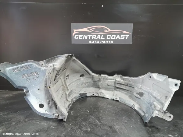 Right Guard Liner