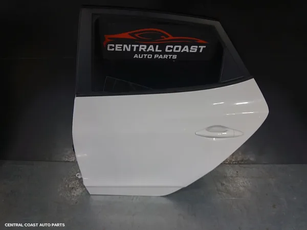 Left Rear Door/Sliding