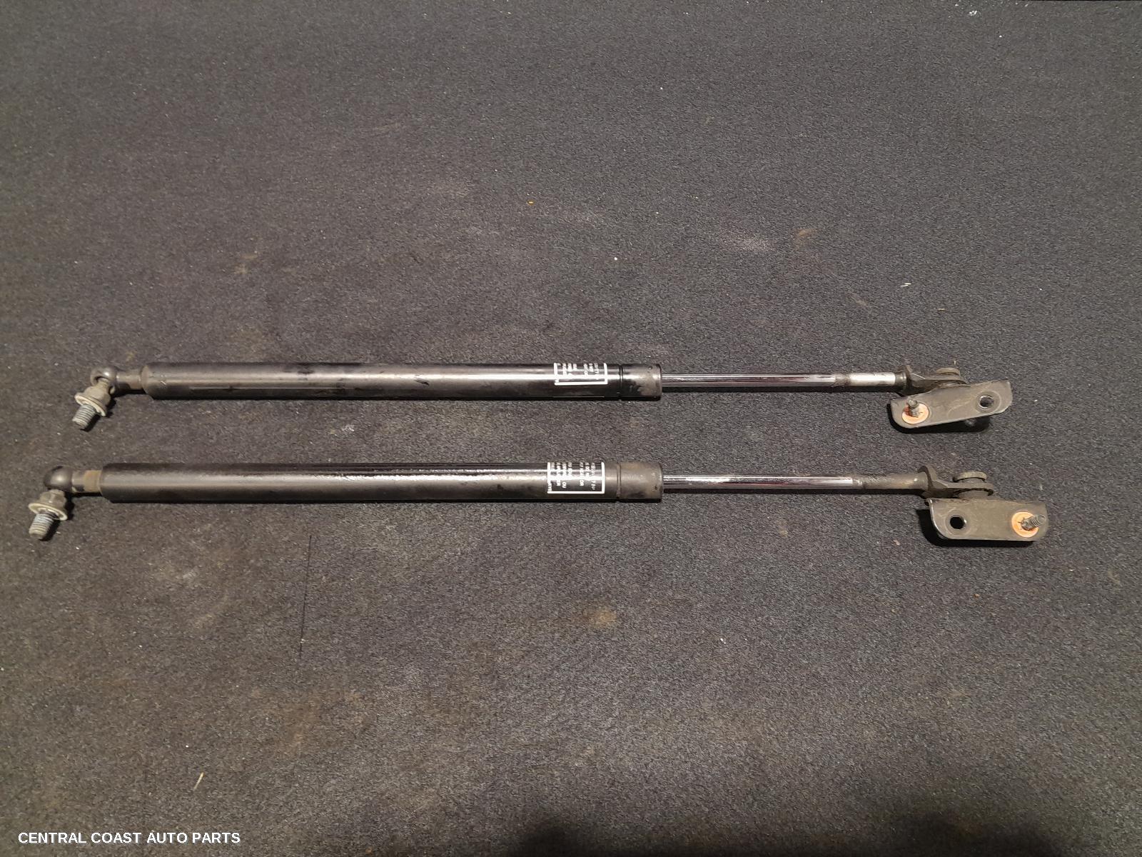 Bonnet Hinge Strut