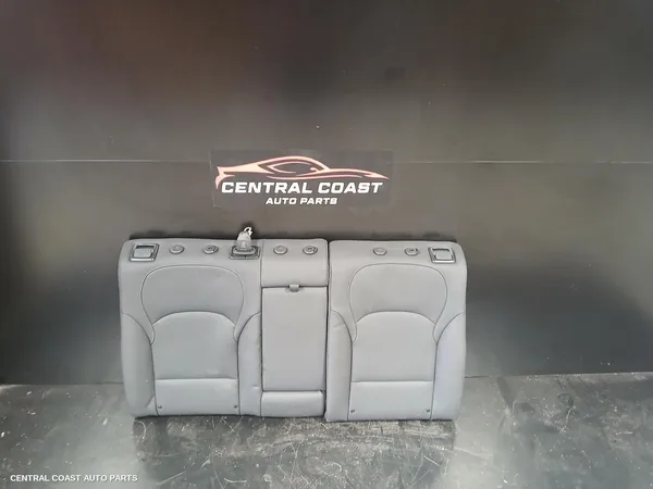 2nd Seat (Rear Seat)