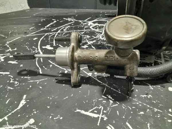 Clutch Master Cylind