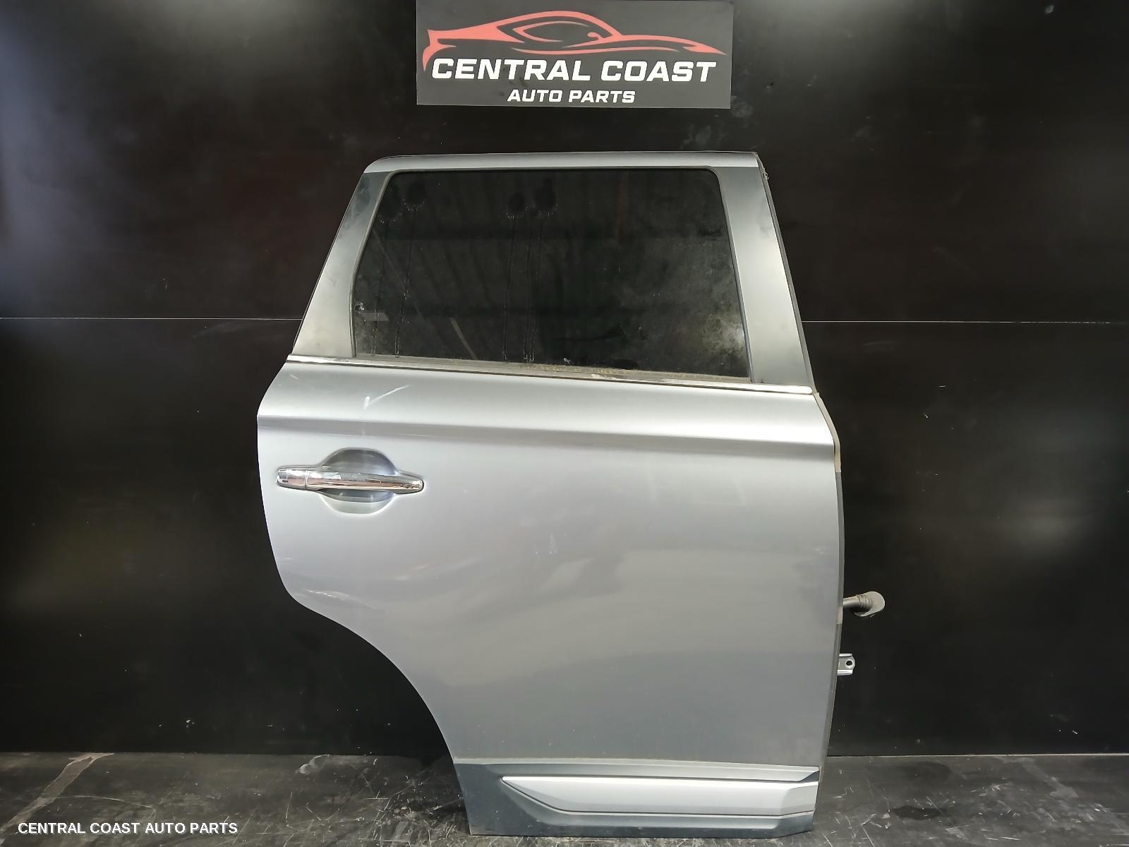 Right Rear Door Sliding