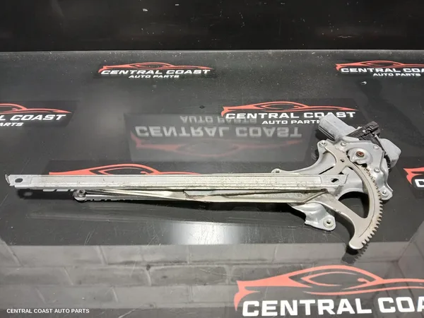 Right Front Window Reg/Motor