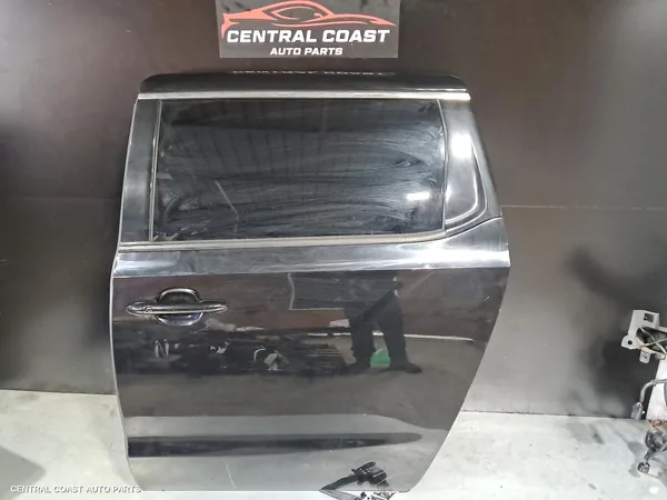 Left Rear Door/Sliding