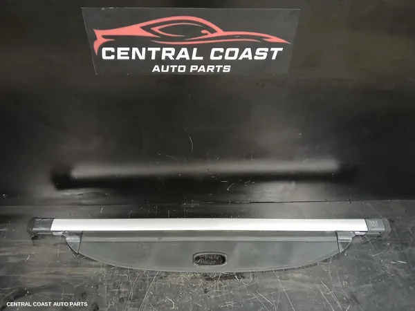 PARCEL_SHELF_CARGO_BLIND