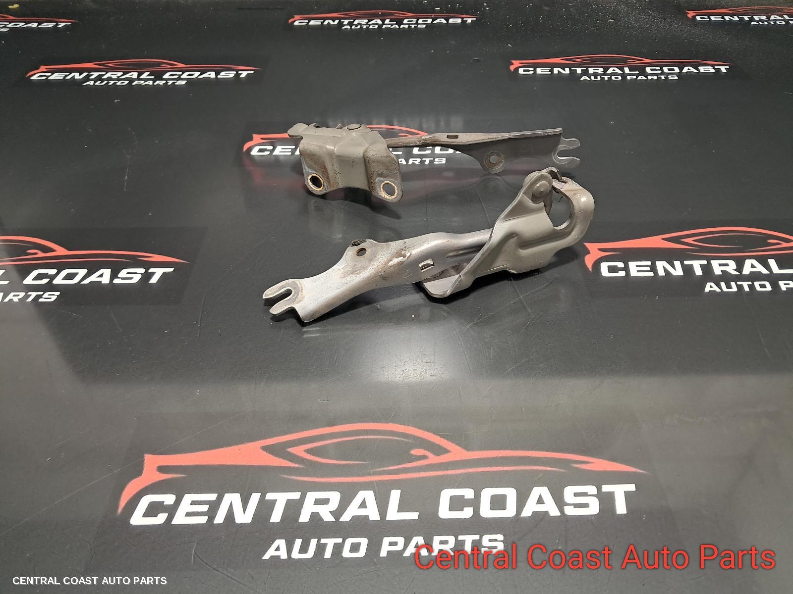 Bonnet Hinge Strut