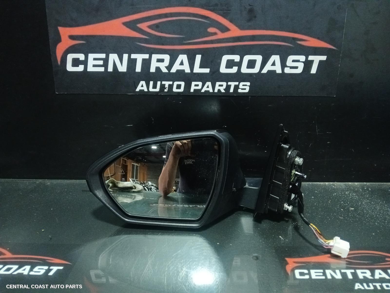 Left Door Mirror