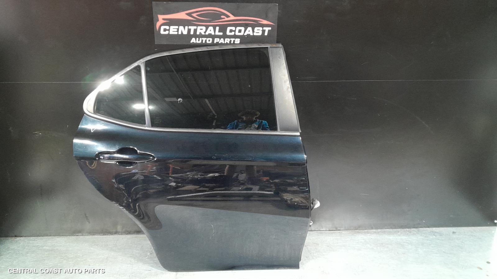 Right Rear Door Sliding