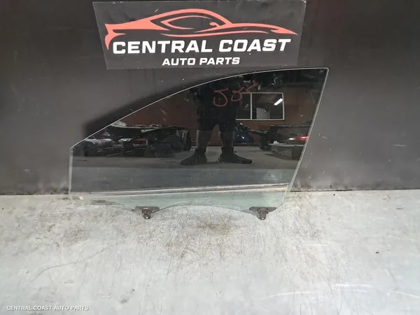Left Front Door Window