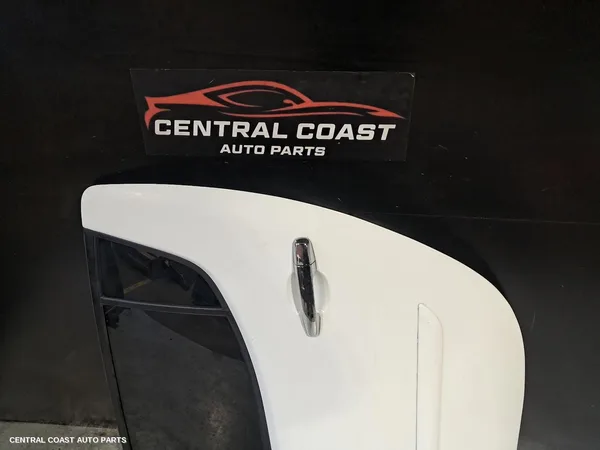 Left Rear Door/Sliding