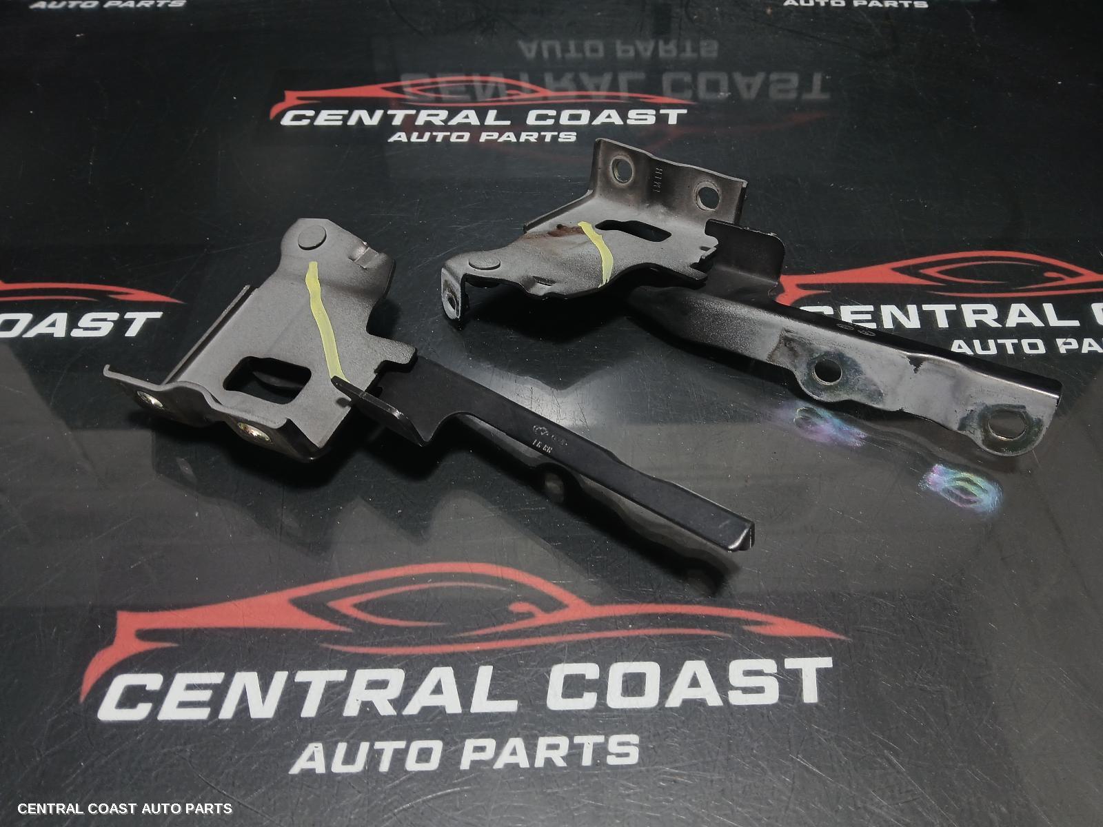 Bonnet Hinge Strut