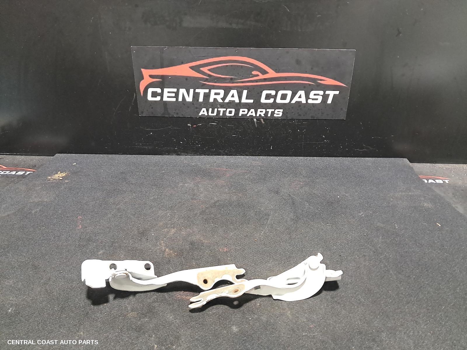 Bonnet Hinge Strut