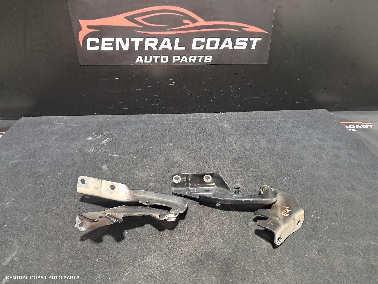 Bonnet Hinge Strut