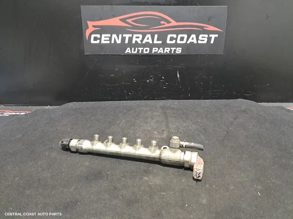 Injection Rail