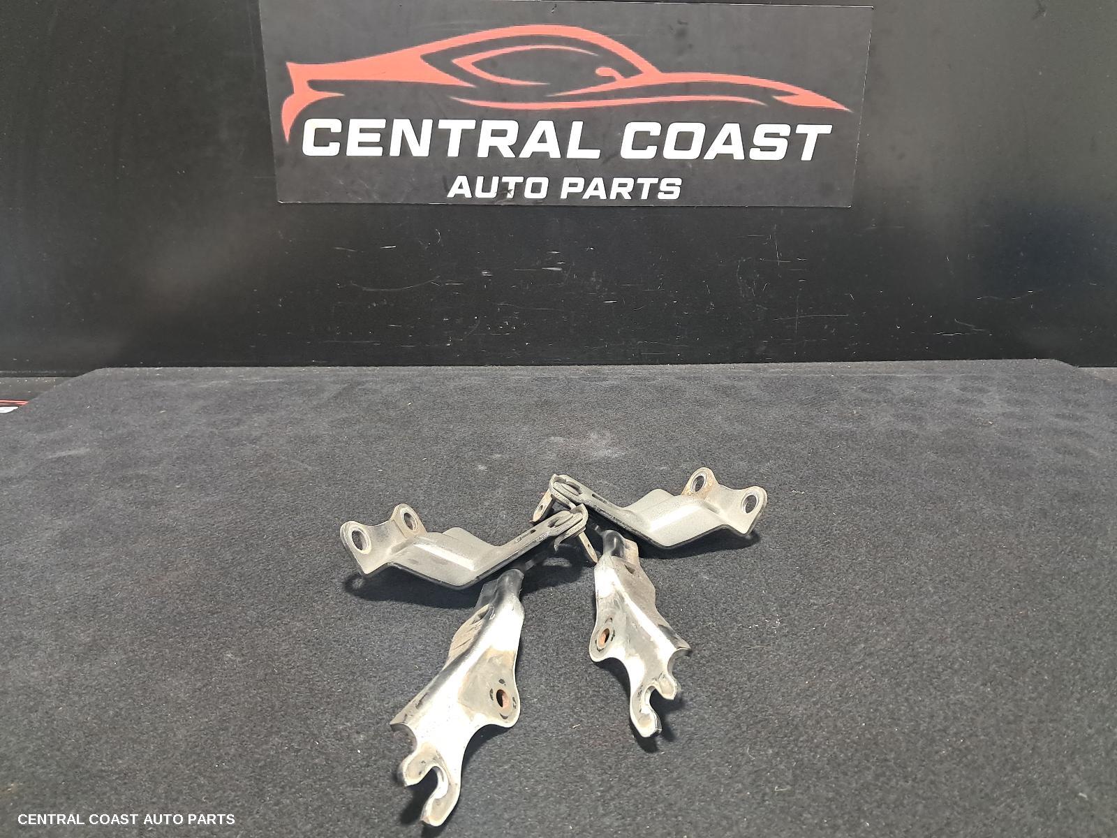 Bonnet Hinge Strut