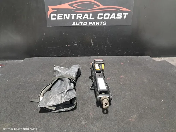 Jack/Tool Kit