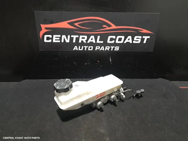Master Cylinder