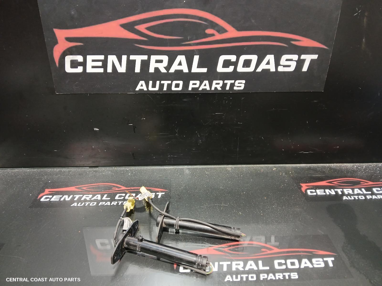 Bonnet Hinge Strut