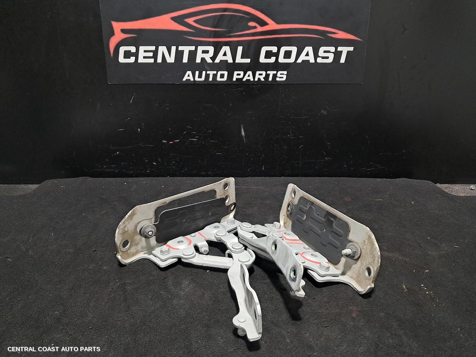 Bonnet Hinge Strut