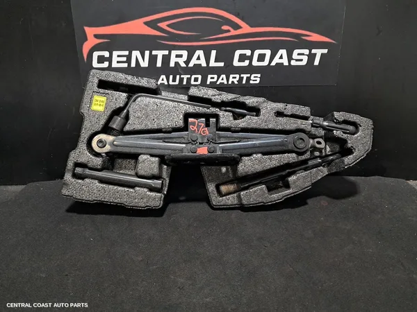 Jack/Tool Kit