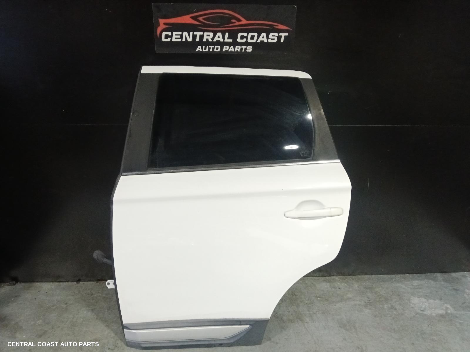 Left Rear Door Sliding