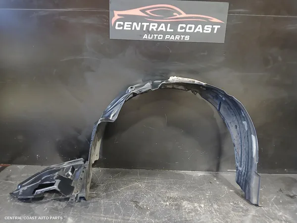 Right Guard Liner
