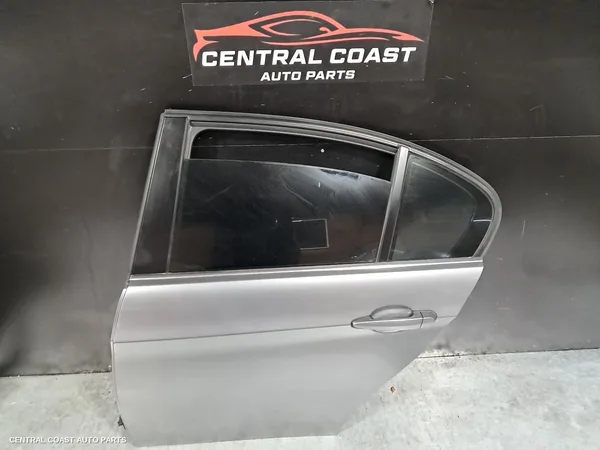 Left Rear Door/Sliding
