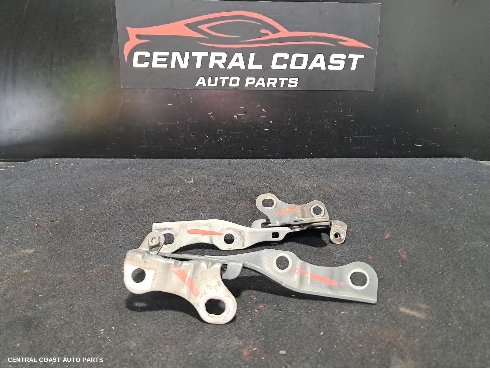 Bonnet Hinge Strut