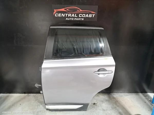Left Rear Door/Sliding