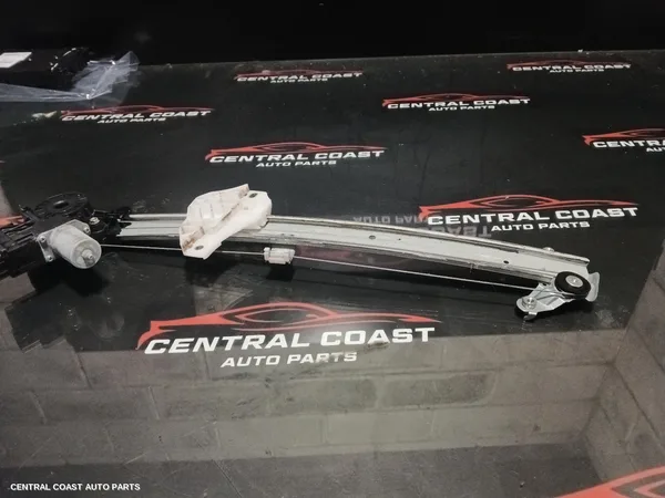 Left Front Window Reg/Motor