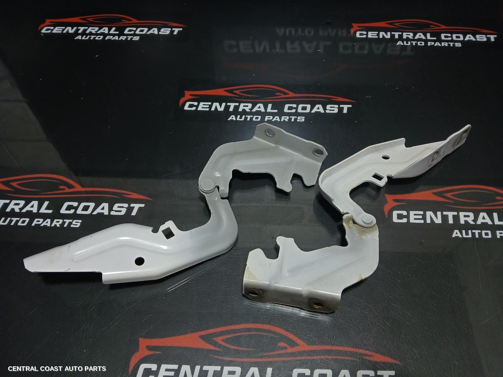 Bonnet Hinge Strut