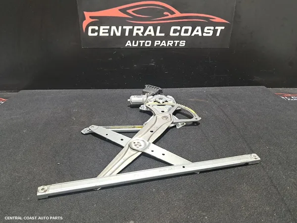 Right Front Window Reg/Motor