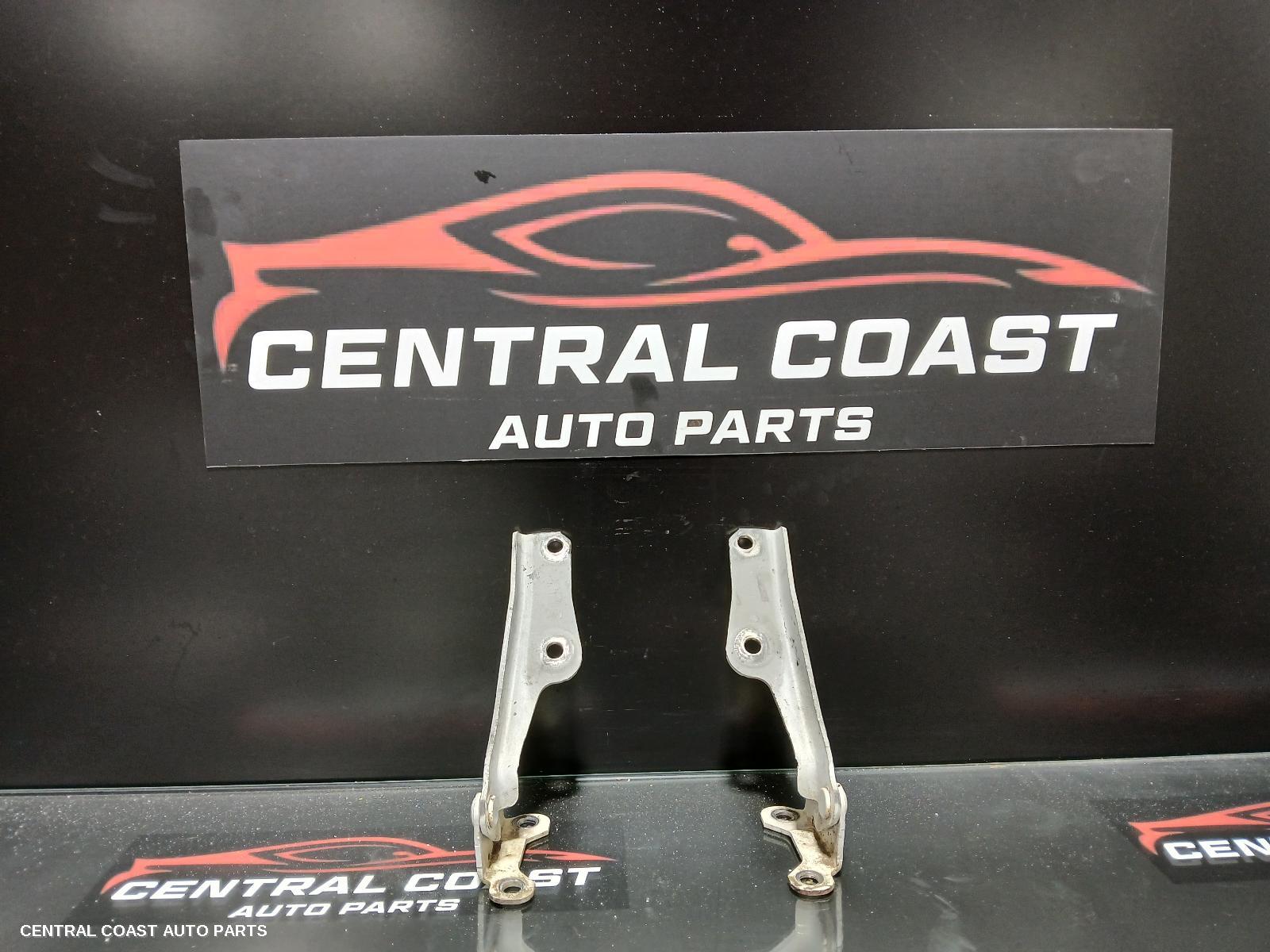 Bonnet Hinge Strut