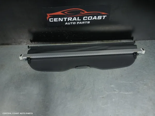 PARCEL_SHELF_CARGO_BLIND