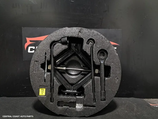 Jack/Tool Kit