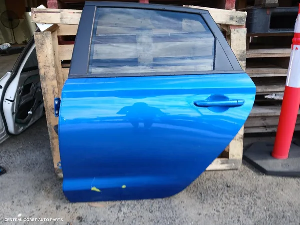 Left Rear Door/Sliding